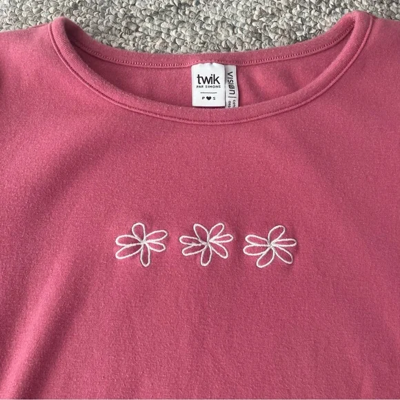 Pink Baby Tee 🎀 - Picture 2 of 4